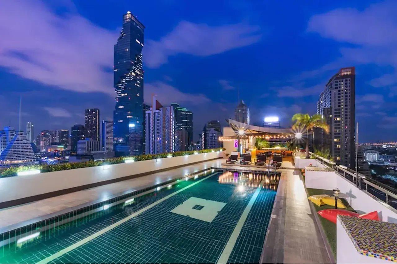 Furama Silom Hotel Бангкок Экстерьер фото